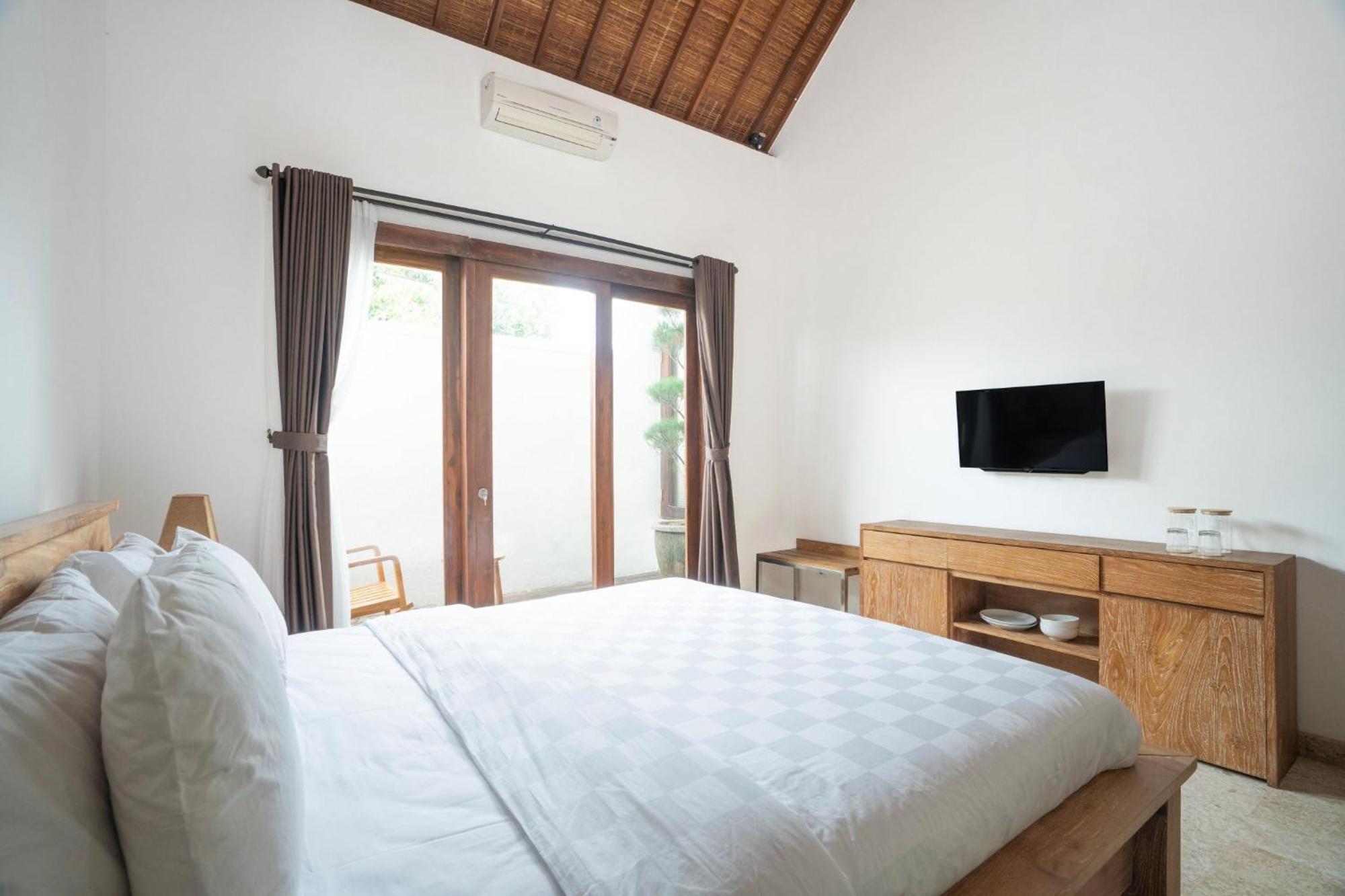 Rarama Living Studio Kerobokan Buitenkant foto